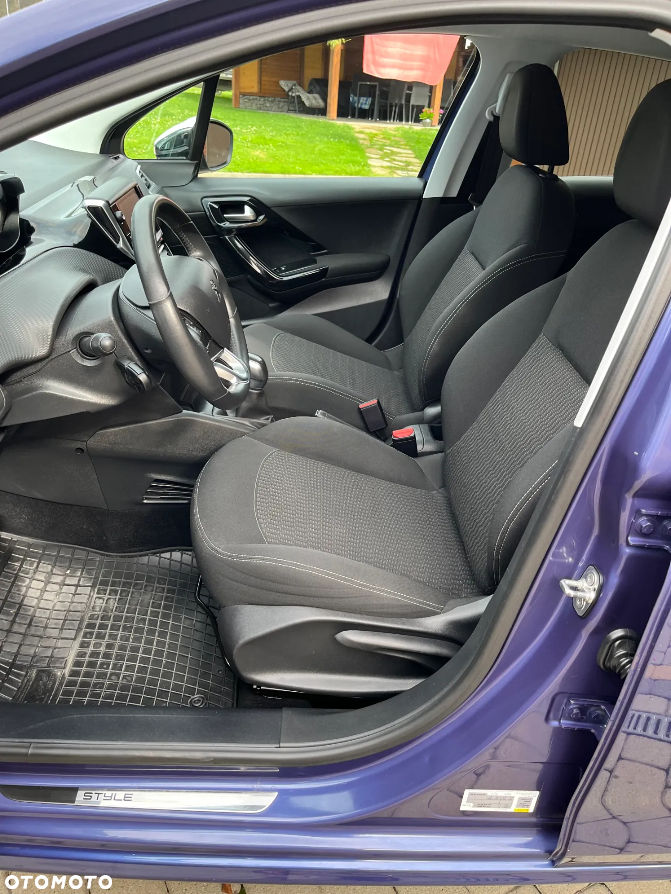 Peugeot 208 1.6 BlueHDi Active - 10