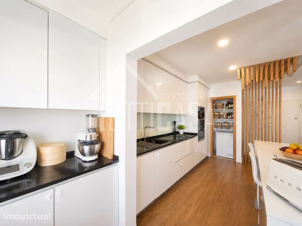 Apartamento T3 com 2 BOX nos Jardins dos Pinheiros , Venda do Pinheiro - Grande imagem: 3/30