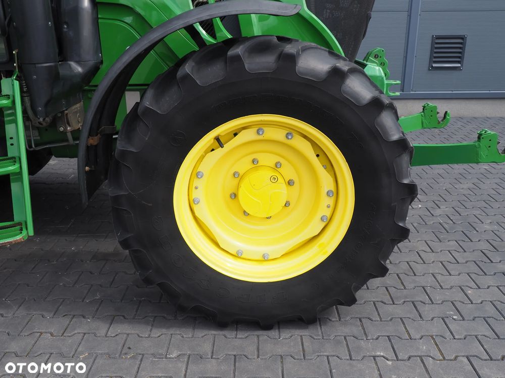 John Deere 6100 RC - 17