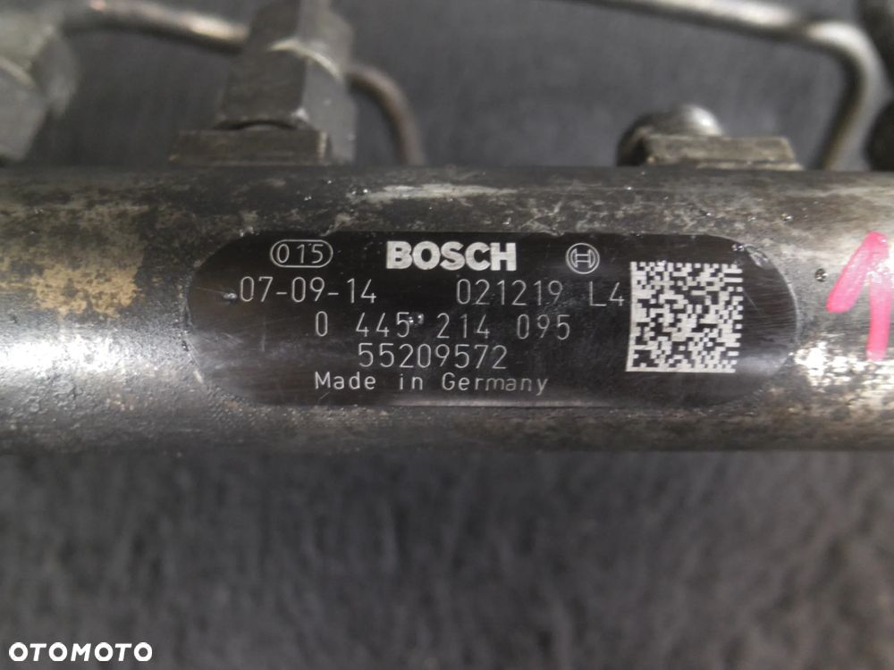 FIAT CROMA 1.9 JTD LISTWA WTRYSKOWA 0445214095 55209572   POSIADAM 2 SZT - 6