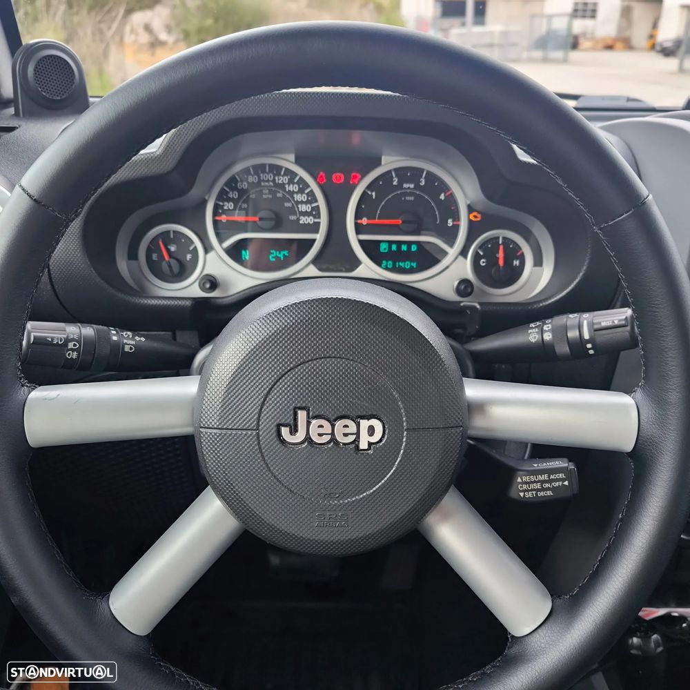 Jeep Wrangler Unlimited - 7