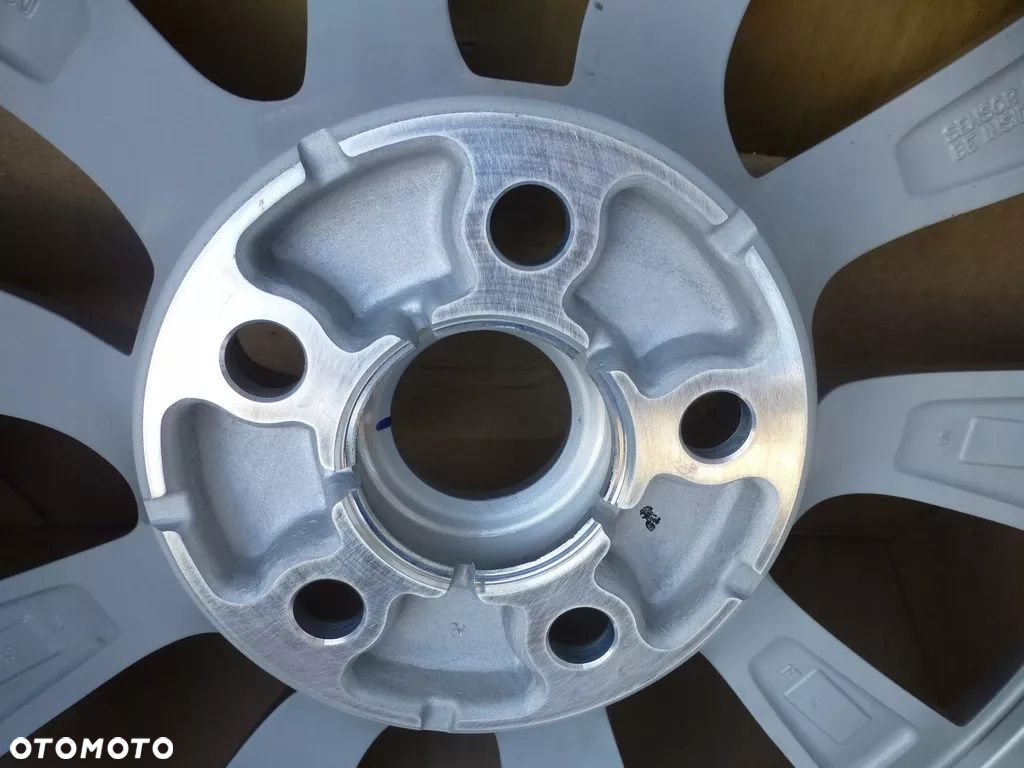 TESLA 3 PERFORMANCE 20'' - 11