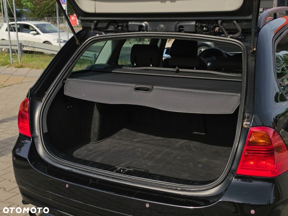 BMW Seria 3 - 26