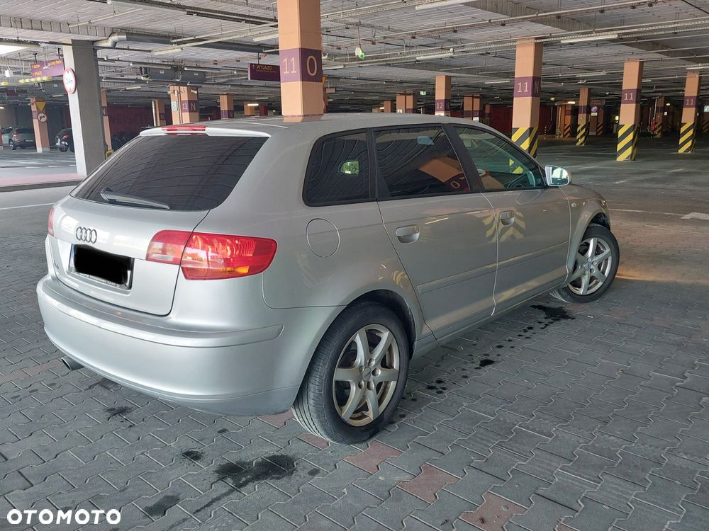Audi A3 Sportback 1.6 tiptronic Ambiente - 3