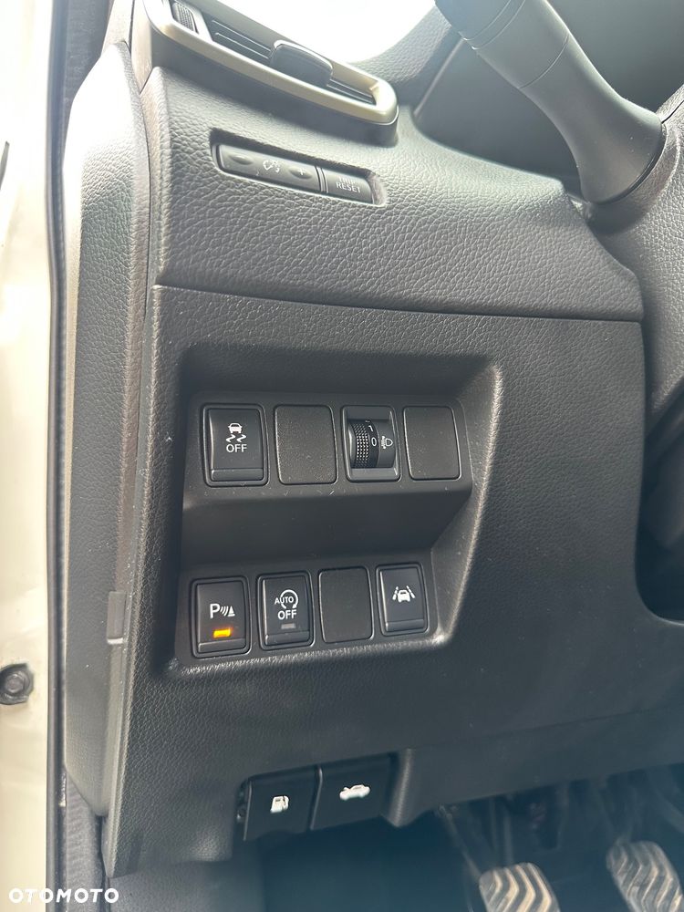 Nissan Qashqai 1.6 dCi 360 S&S - 29