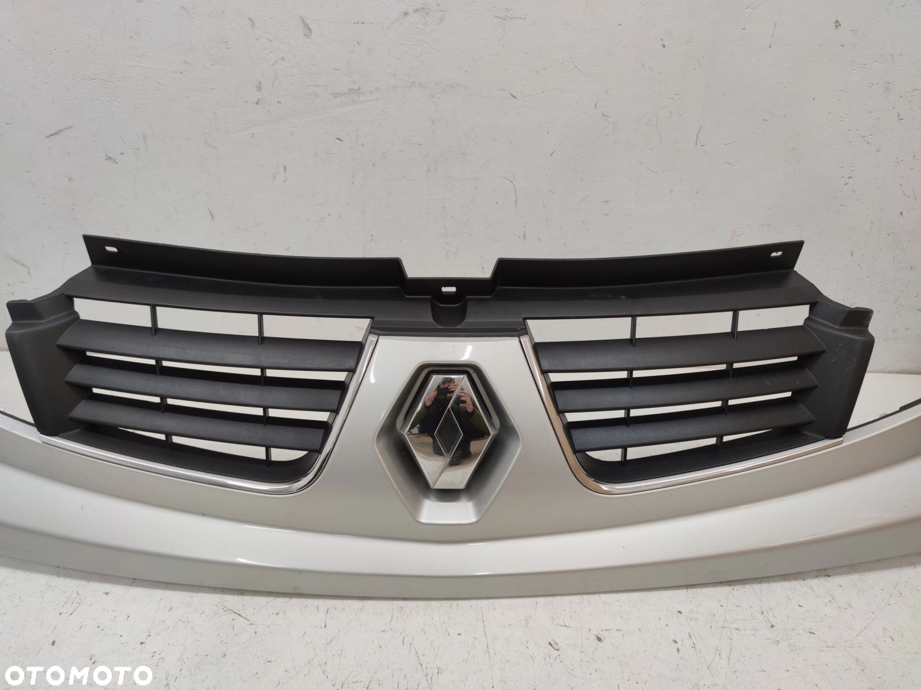 GRILL ATRAPA RENAULT TRAFIC II LIFT - 5