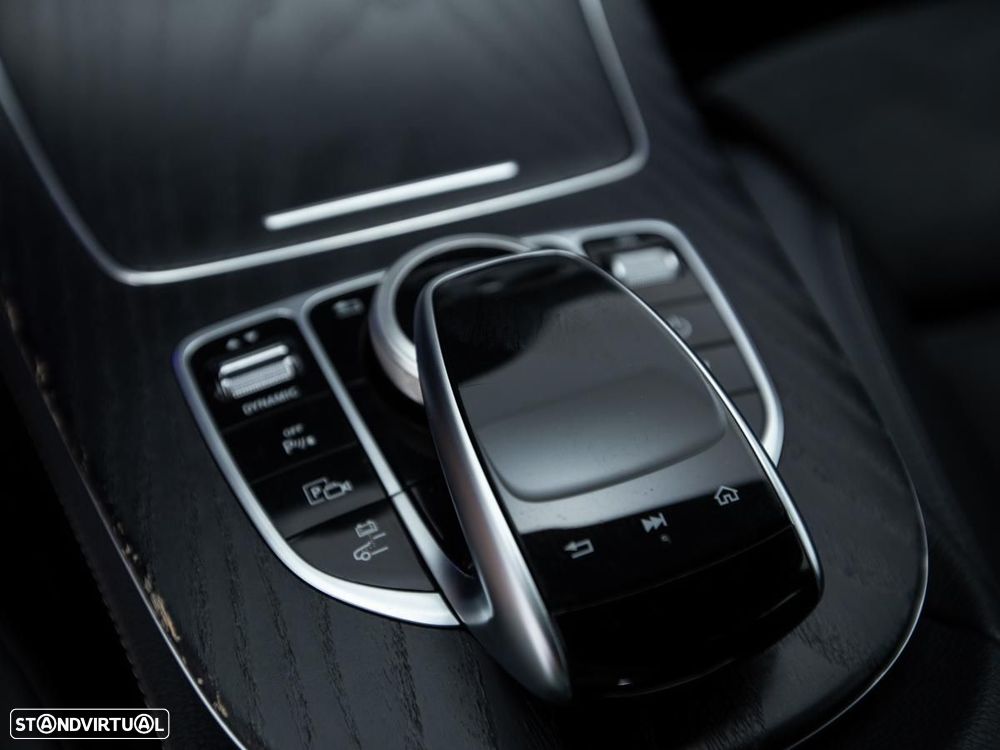 Mercedes-Benz E 300 - 28