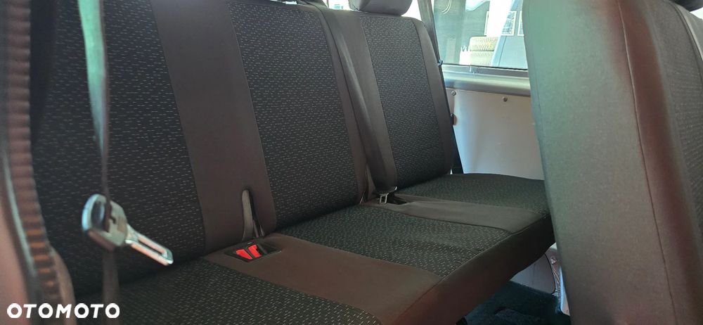 Volkswagen Transporter L2H1 Plus Comfortline DSG - 24