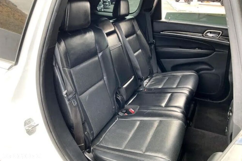 Jeep Grand Cherokee 3.6 V6 Overland - 23