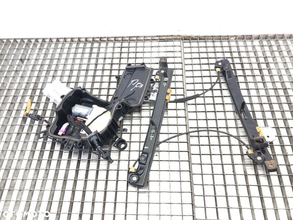 PODNOŚNIK SZYBY PRAWY PRZÓD  SEAT LEON (1P1) 2005 - 2013 1.6 75 kW [102 KM] benzyna 2005 - 2012 - 1