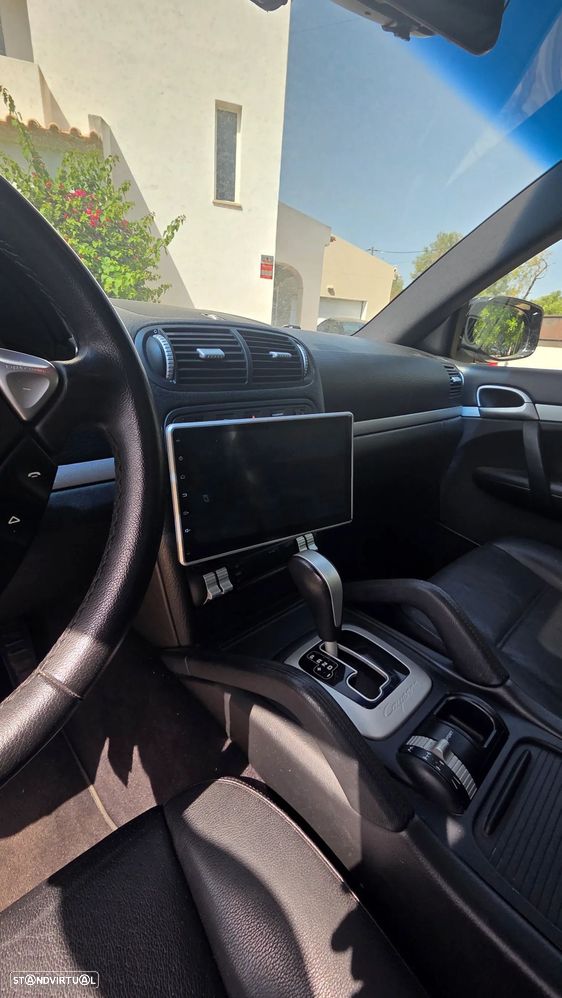 Porsche Cayenne - 15
