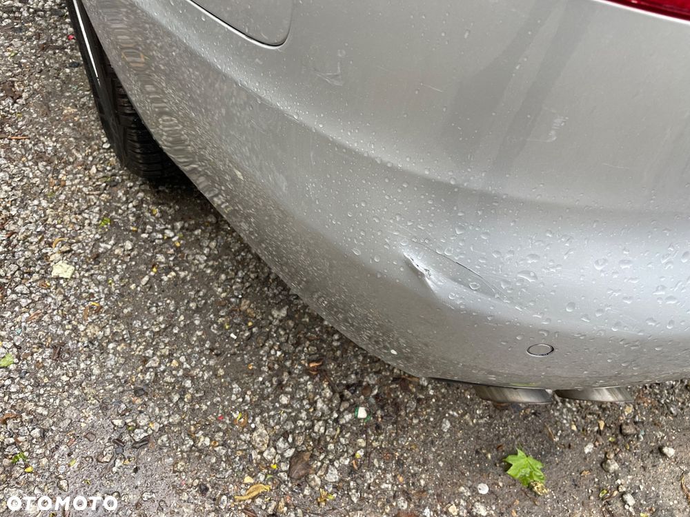 Audi A4 Avant 2.0 TDI DPF Ambition - 14