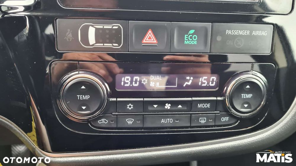 Mitsubishi Outlander - 20