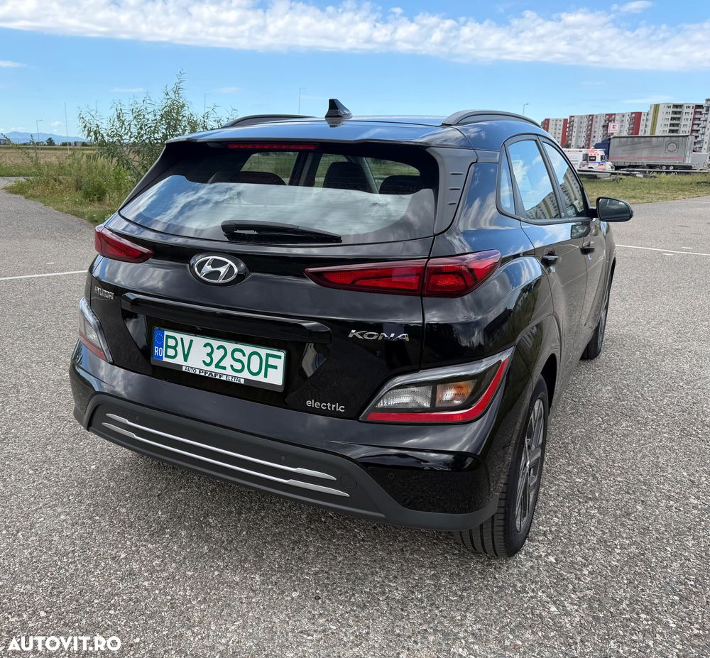Hyundai KONA - 5