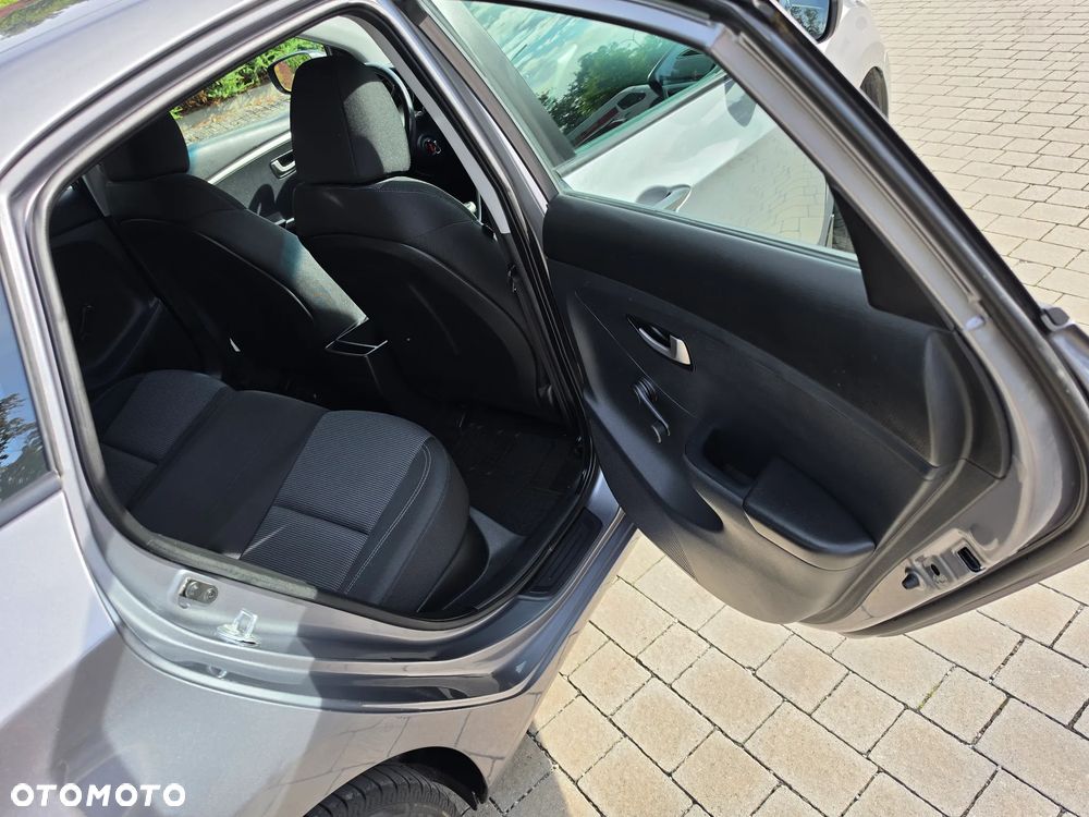 Hyundai i30 blue 1.4 Classic - 9