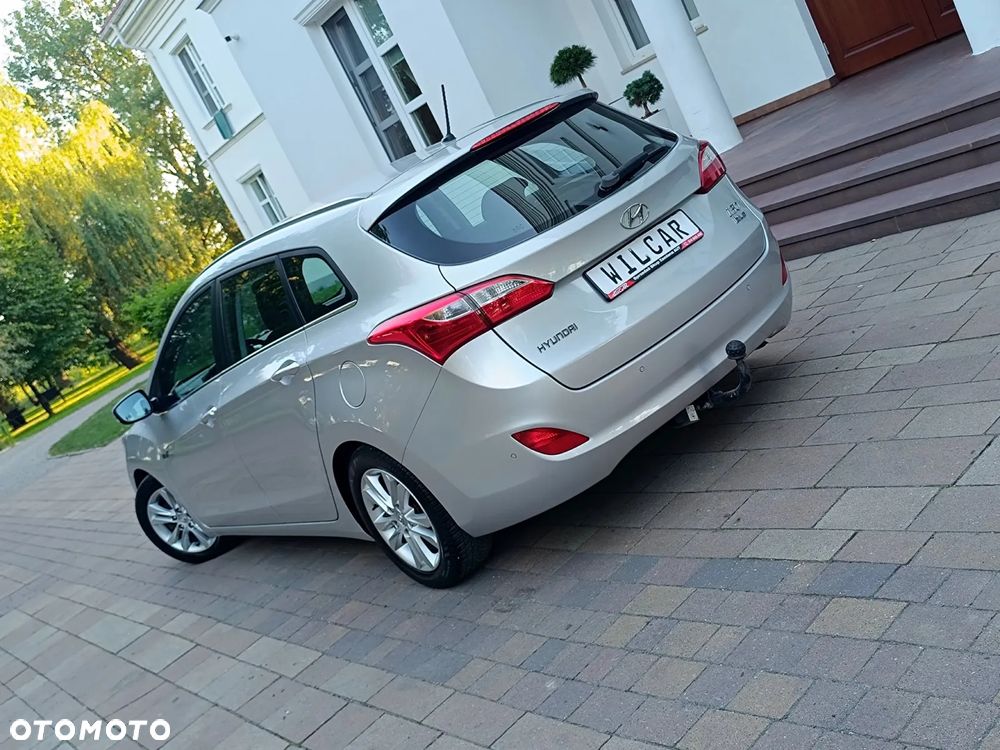 Hyundai i30 i30cw 1.4 CRDi Trend - 3