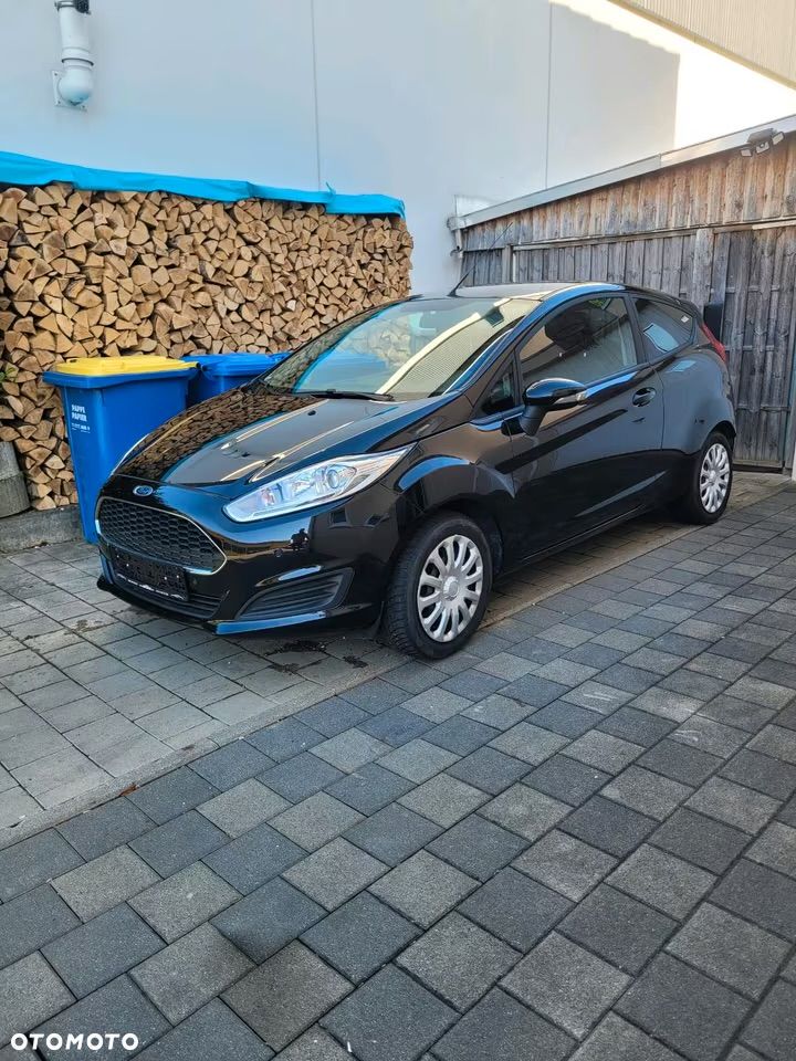 Ford Fiesta 1.25 Titanium X - 26