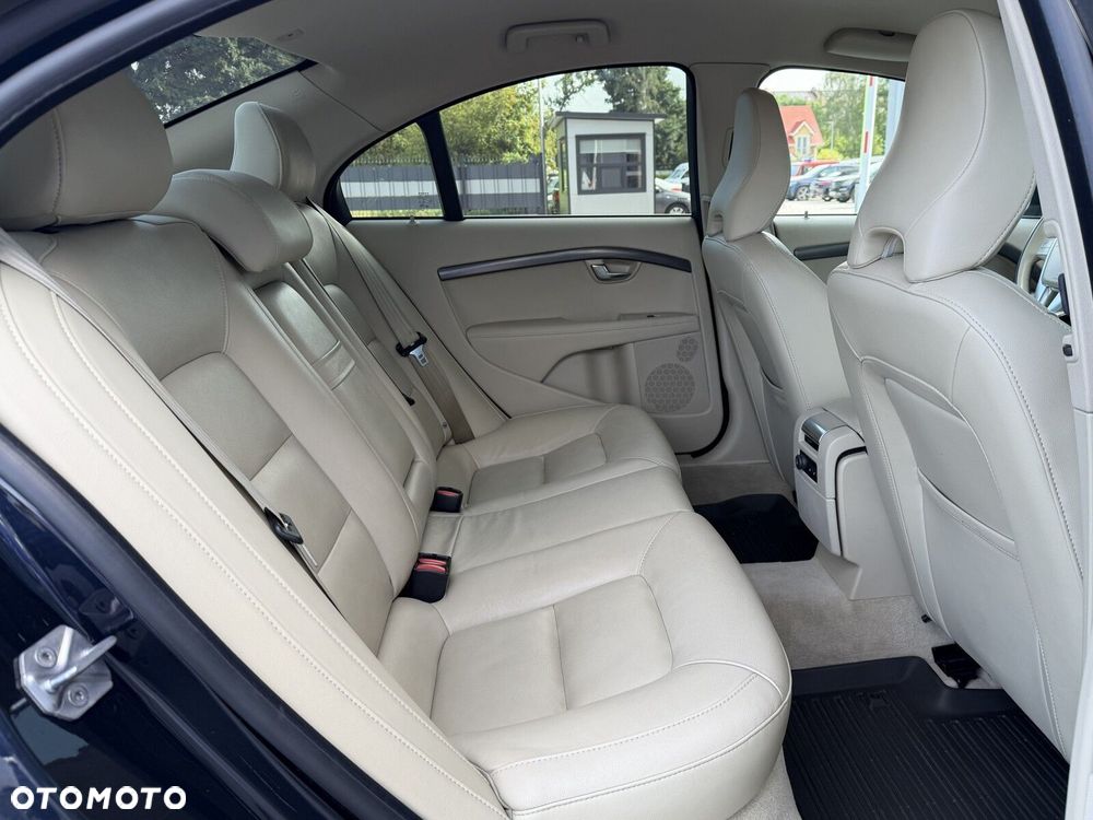 Volvo S80 T5 Summum - 21