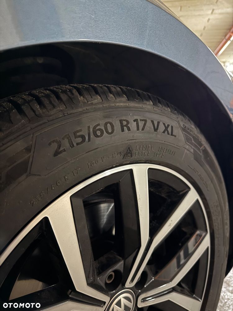 Volkswagen Passat 2.0 TDI SCR DSG 4Motion Business - 21