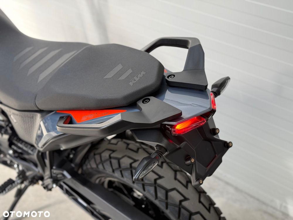 KTM Adventure - 34
