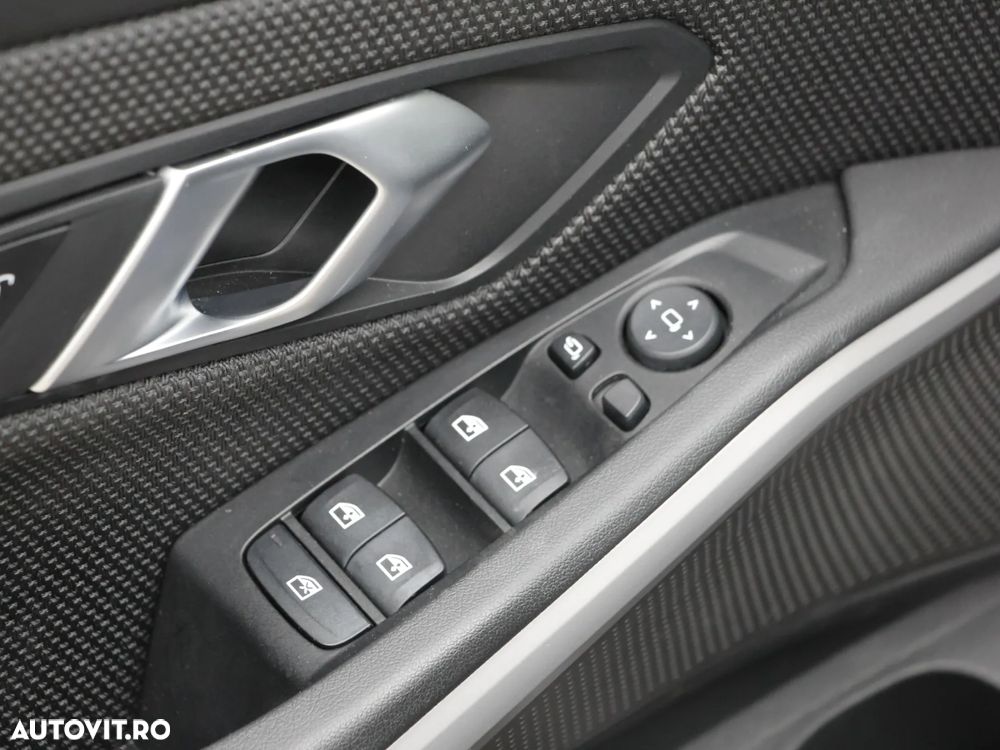 BMW Seria 3 320i xDrive Aut. - 15