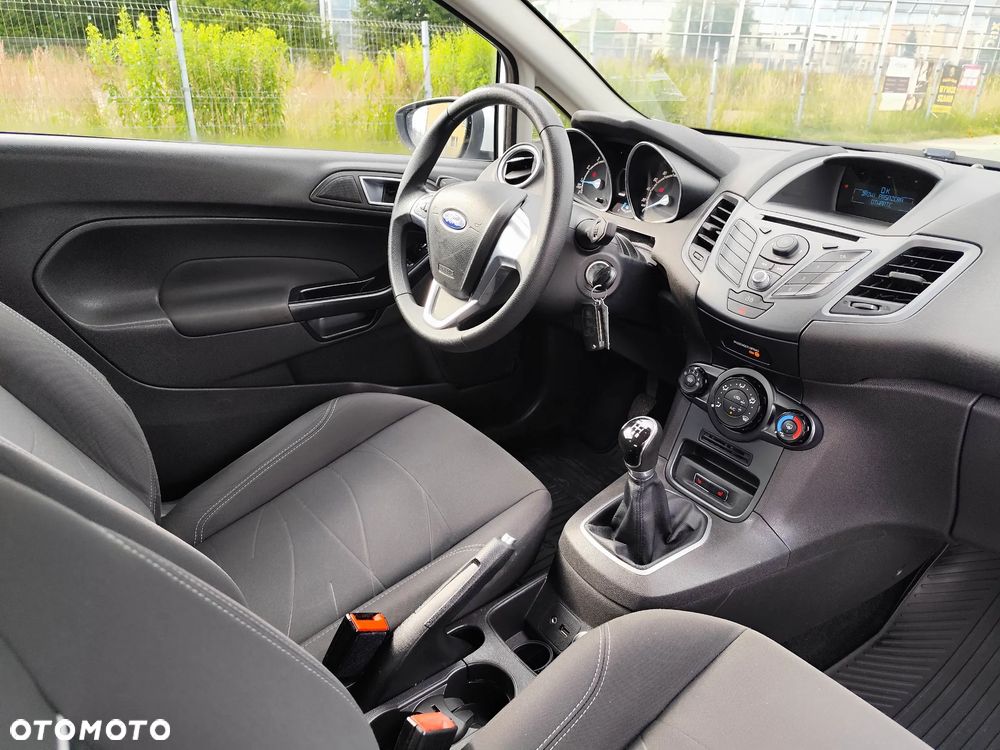 Ford Fiesta 1.25 Champions Edition - 8