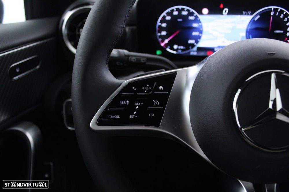 Mercedes-Benz A 250 e Progressive - 22