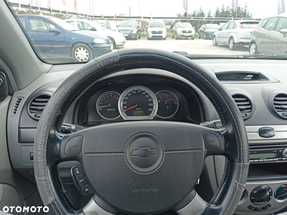 Chevrolet Lacetti - 8