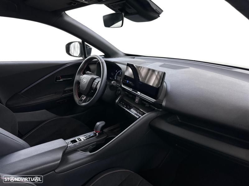 Toyota C-HR - 7