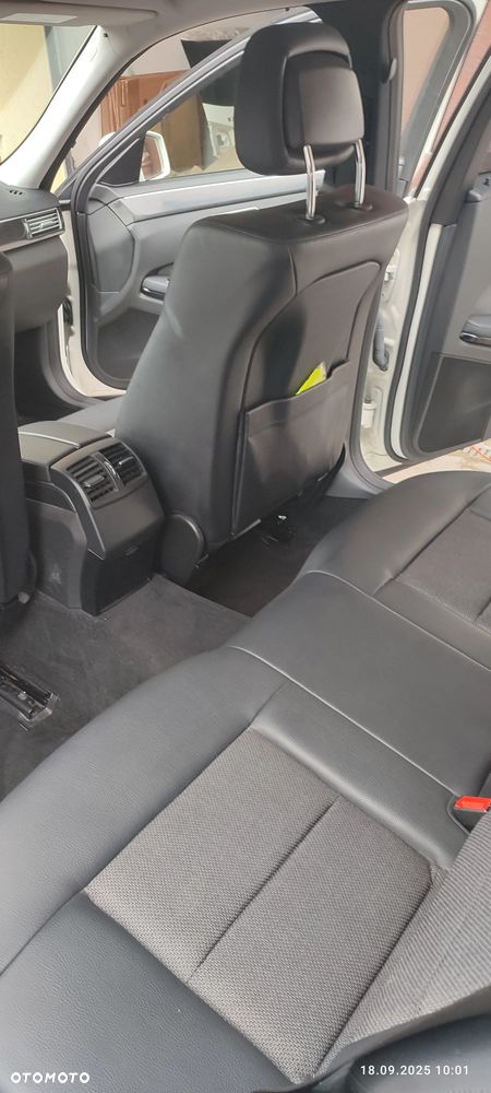 Mercedes-Benz Klasa E 220 CDI DPF BlueEFFICIENCY Automatik Avantgarde - 18