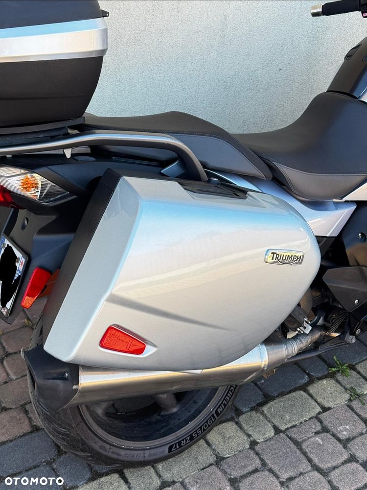 Triumph Inny - 21
