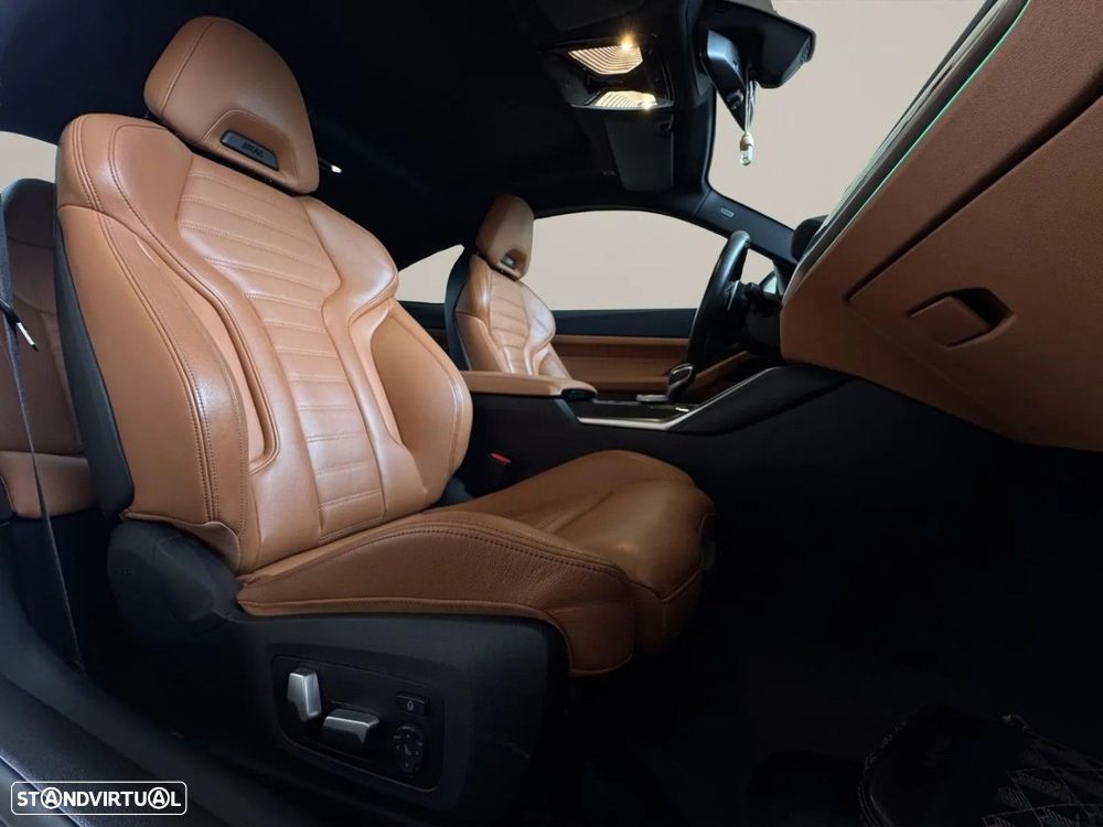 BMW M440 i xDrive Pack 50 anos M - 18