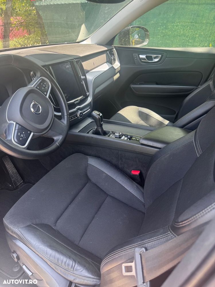 Volvo XC 60 D3 Momentum - 5