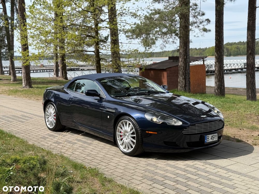 Aston Martin DB9 - 9