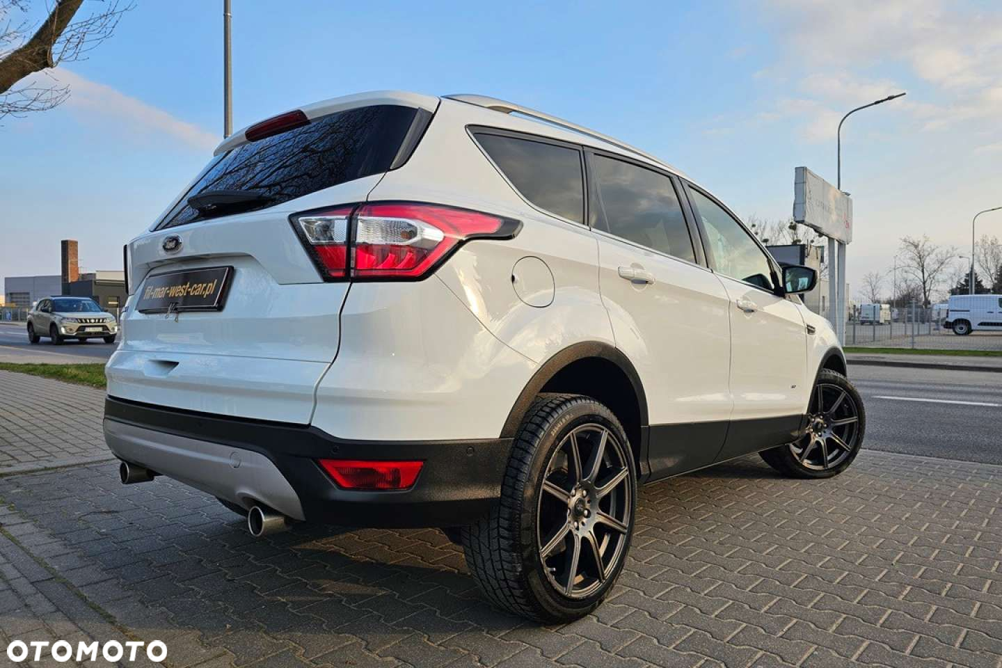 Ford Kuga - 7