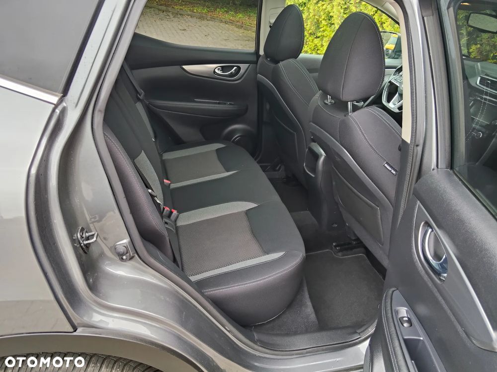 Nissan Qashqai 1.3 DIG-T TEKNA - 9