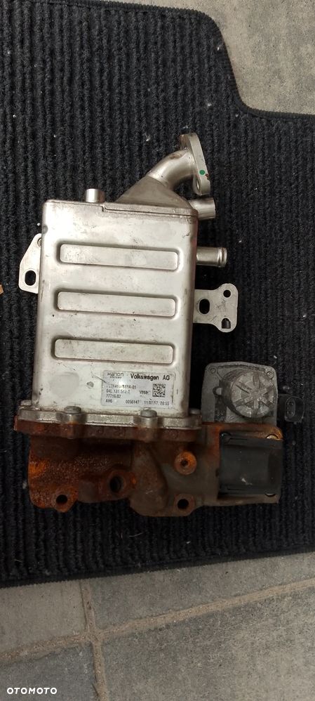 VW TRANSPORTER T6 2.0TDI 16- CHŁODNICA SPALIN Zawór EGR DEMONTAŻ 04L131512T - 1