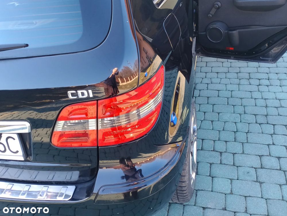Mercedes-Benz Klasa B 180 CDI Autotronic - 4