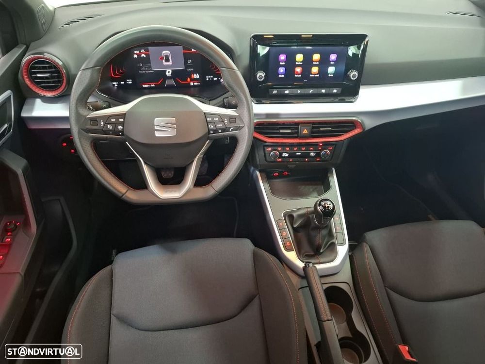 SEAT Arona 1.0 TSI FR - 17