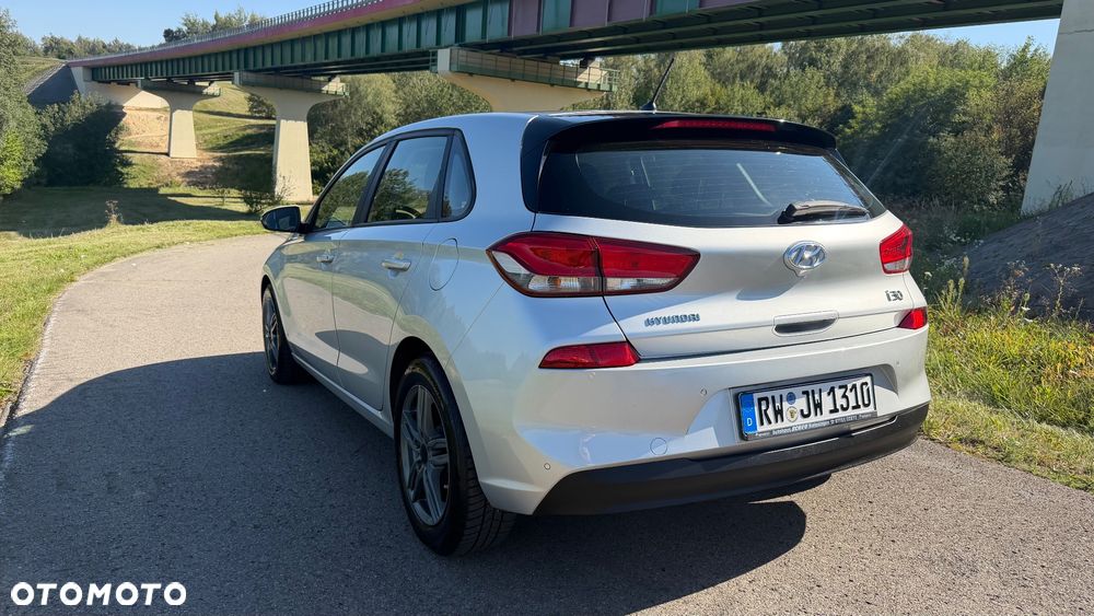 Hyundai i30 1.4 Classic - 9