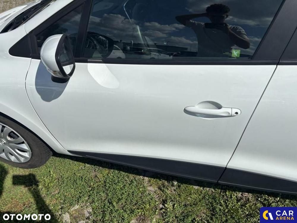 Renault Clio - 29