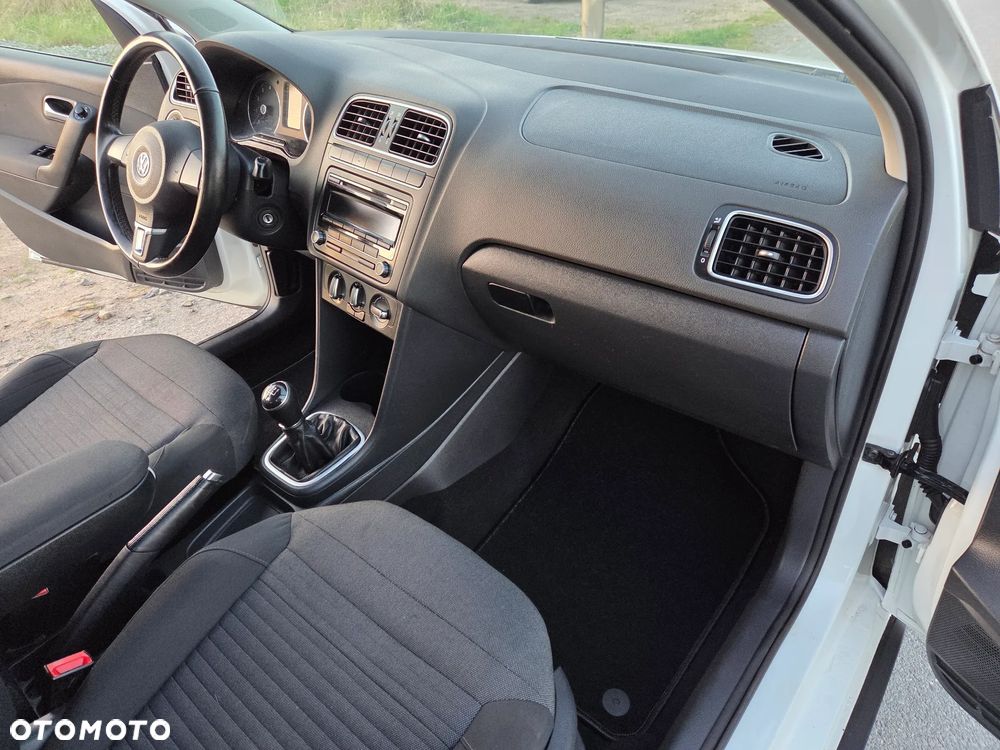 Volkswagen Polo Cross - 12