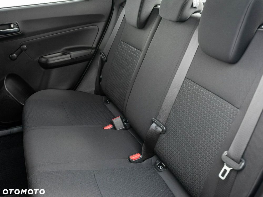 Suzuki Swift - 19