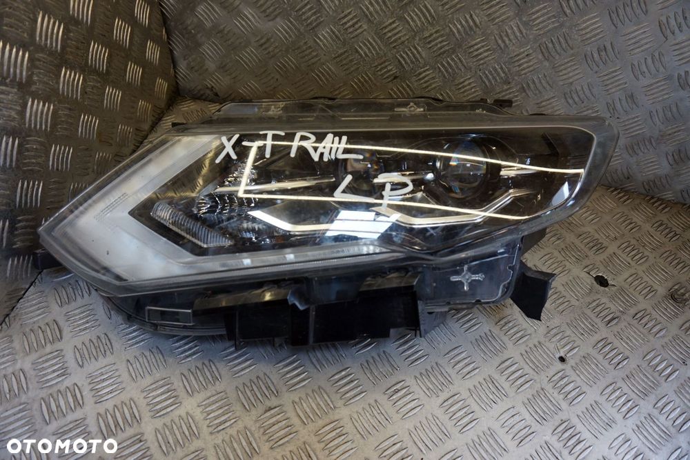 LAMPA PRZEDNIA LEWA X-TRAIL T32 III LIFT 260606FP8A 260606FP8B NISSAN 2017-2021 - 1