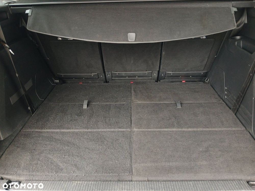 Peugeot 5008 1.6 PureTech Allure S&S EAT8 - 11
