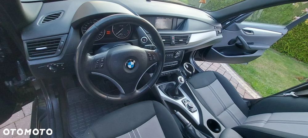 BMW X1 xDrive18d - 4
