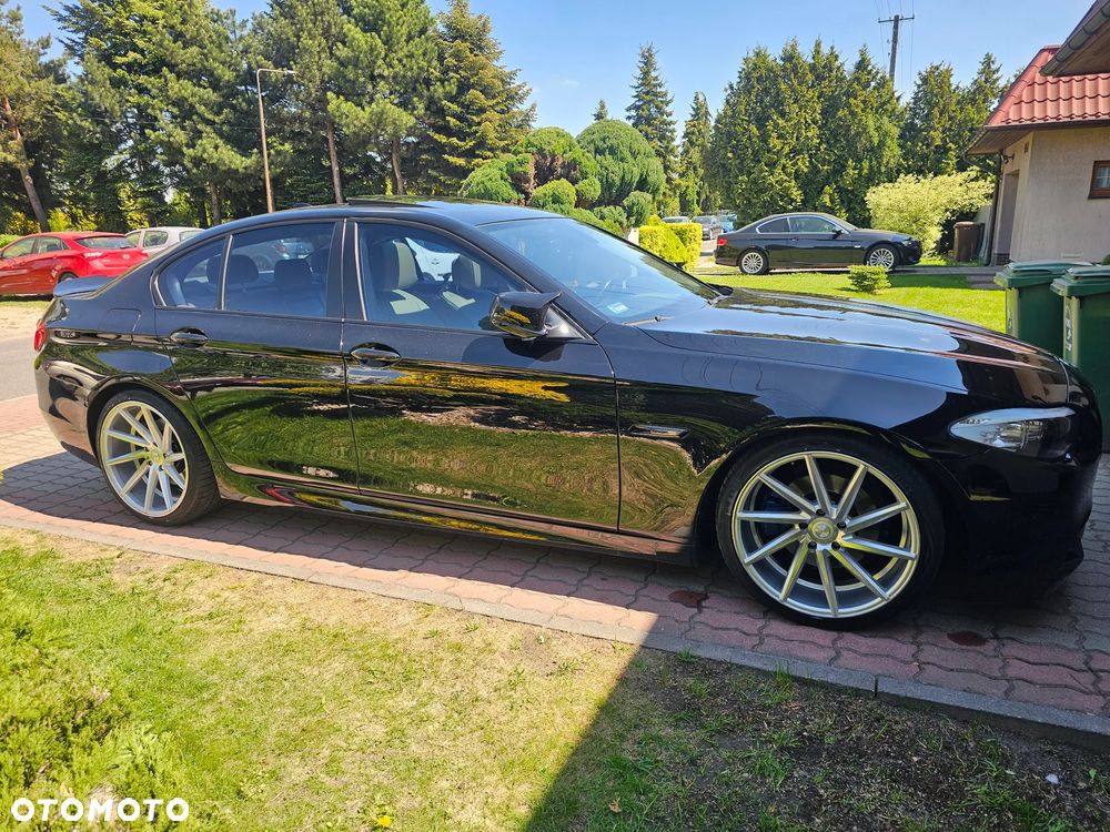 BMW Seria 5 528i - 18