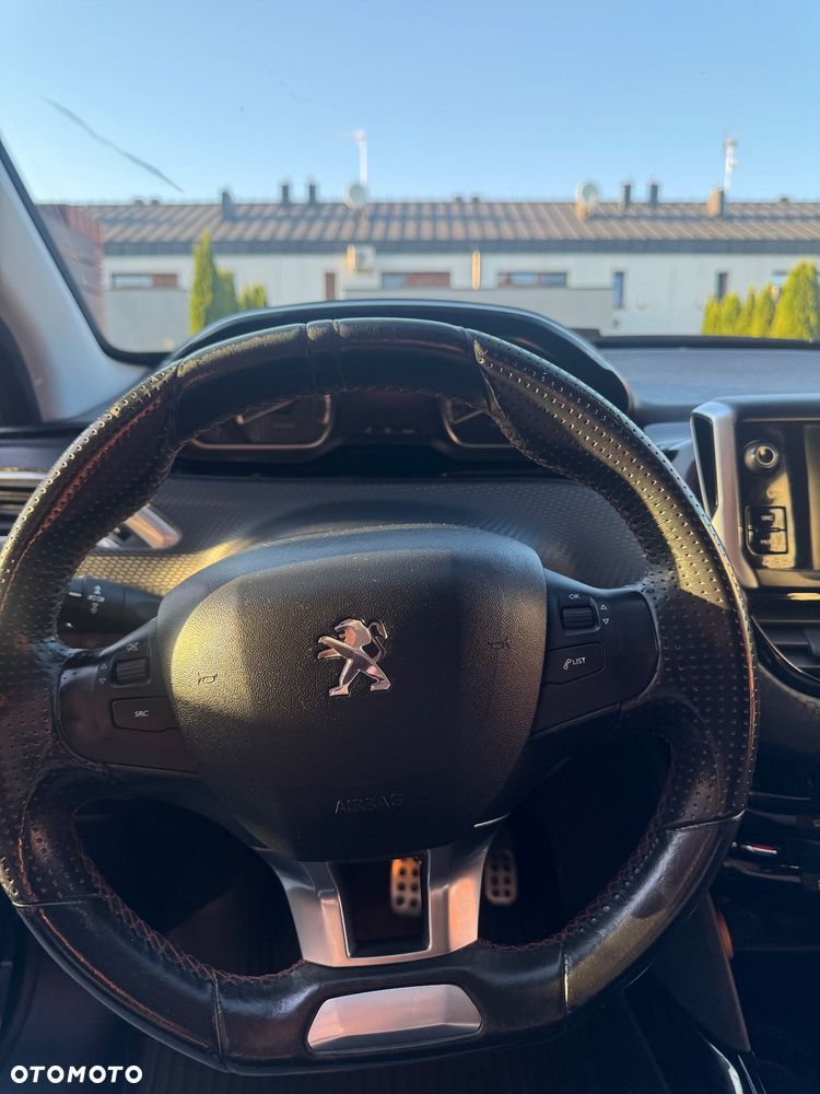 Peugeot 2008 1.2 Pure Tech Crossway S&S - 13