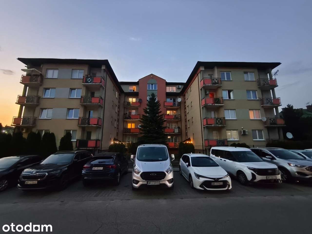2 pokoje + duża kuchnia 2 piwnice ogrodzony blok parter po remoncie