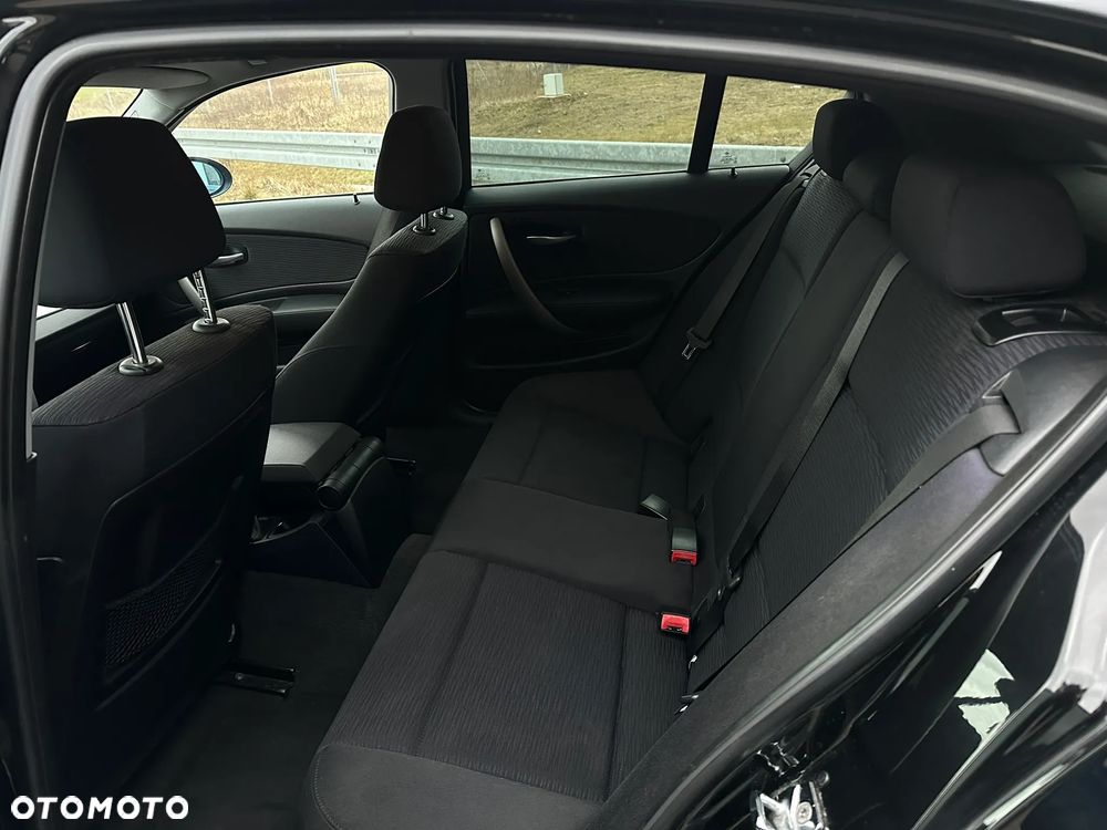 BMW Seria 1 118i - 12